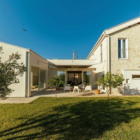 Villa Vela Muline - 8 Plus 2 Guests - Heated Pool ウグリャン エクステリア 写真